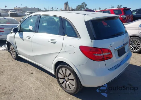 2014 Mercedes-Benz B-Class Electric Drive z USA, uszkodzony, nr VIN WDDVP9AB3EJ003116